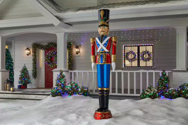 Blitzcore™ 9-Foot Animated Nutcracker