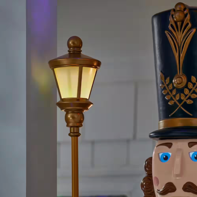 Blitzcore™ 9-Foot Animated Nutcracker